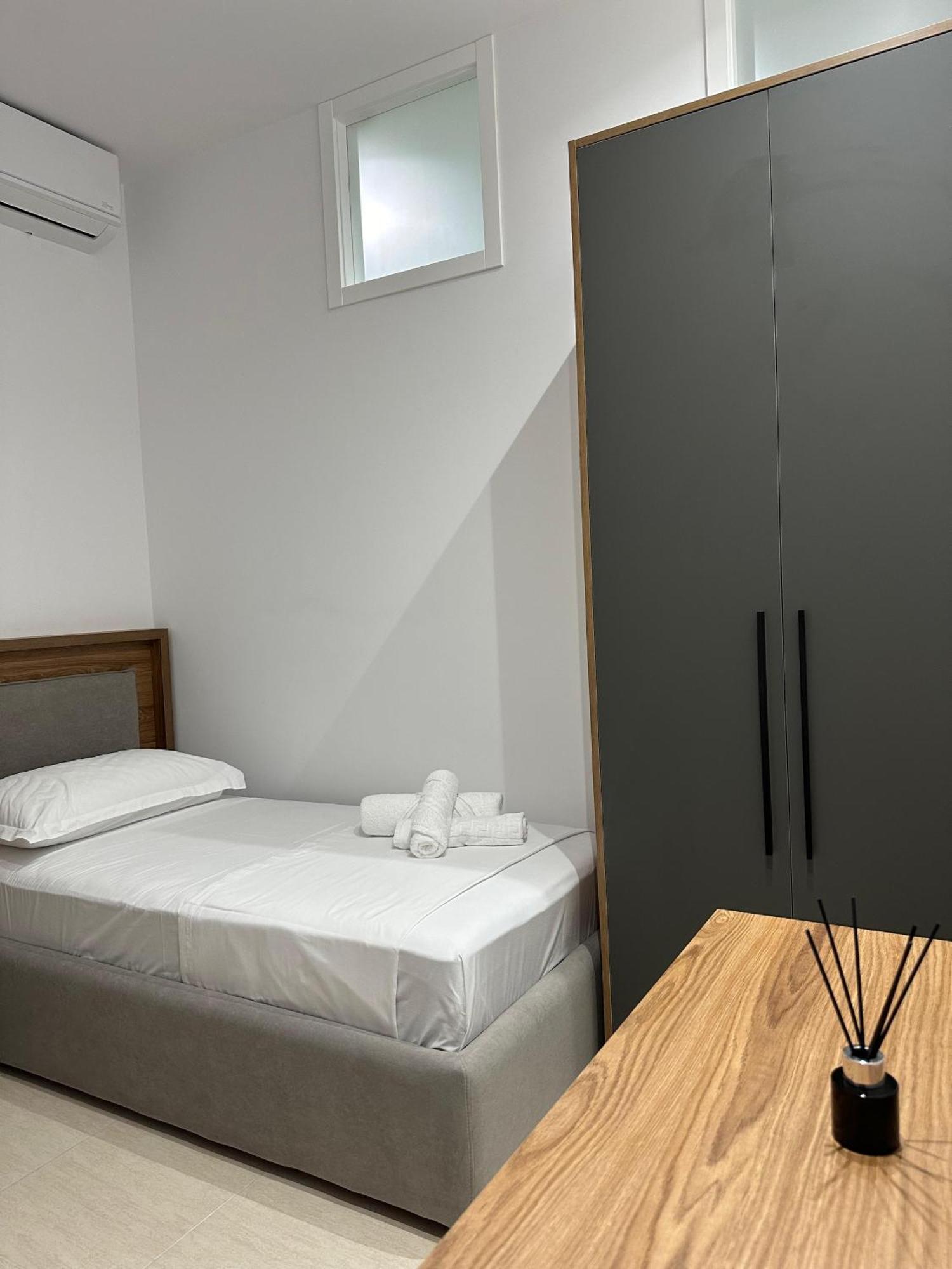 Gael Luxury Apartment 培拉特 外观 照片